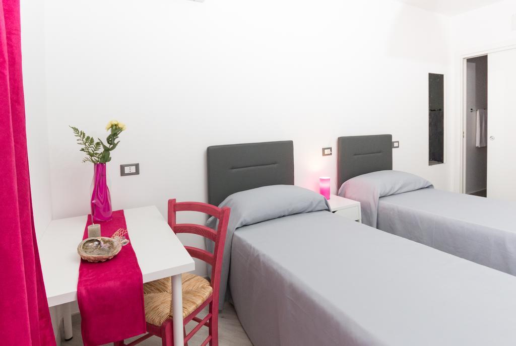 Stanze Del Mare Bed & Breakfast Balestrate Room photo
